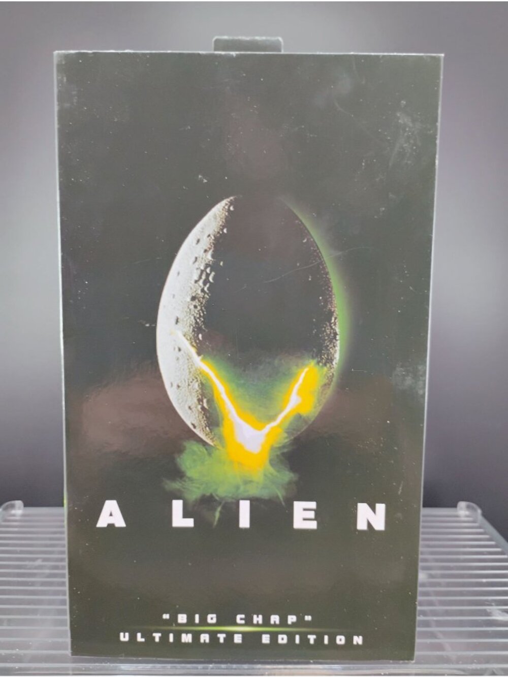 Alien Big Chap Ultimate Edition NECA Action Figure Collectible Display Box